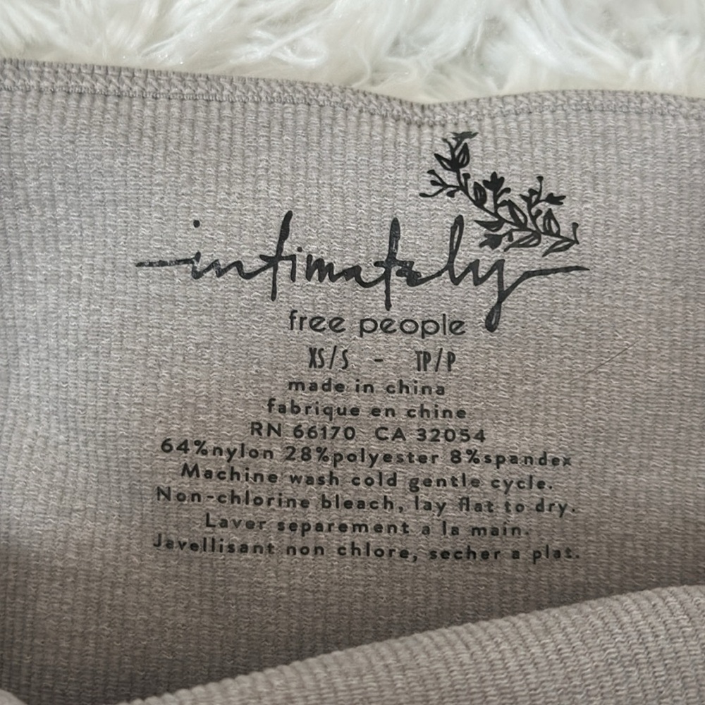 Free People Intimately Skinny Strap Eamless Ribbed Knit Tank in Gray XS - Picture 4 of 5